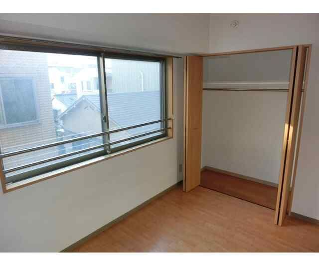 アーバンクレスト片町の寝室