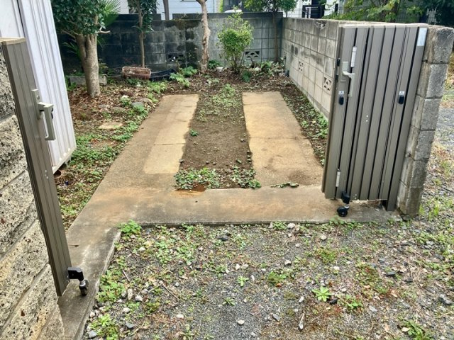 狭山戸建の駐車場