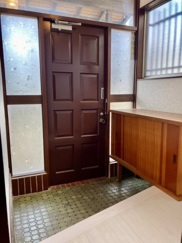 狭山戸建の玄関
