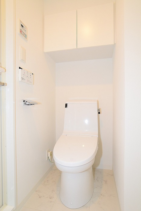 新品家具付きマンション東池袋5（KaGood東京）のトイレ