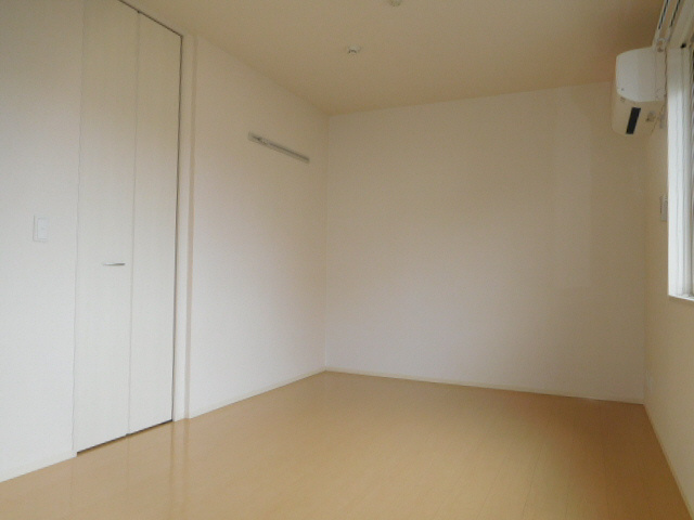 アンベリール・阿保の洋室