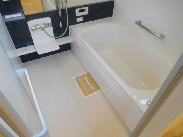 アンベリール・阿保の浴室