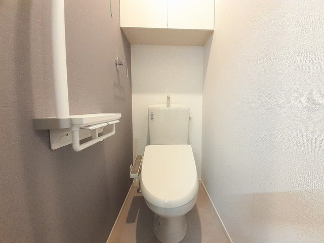 ジェルメＭのトイレ|ゆったりとした空間のトイレです