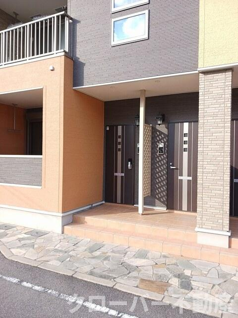 ボヌール　メゾン　Ｂのエントランス