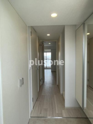 【玄関】 | コンフォリア・リヴ南森町Q