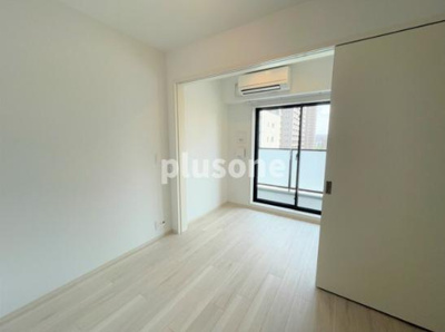 【居間・リビング】 | コンフォリア・リヴ南森町Q