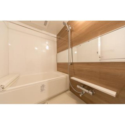 【浴室】 | ＨＩＧＡＳＨＩＫＯＭＡＴＳＵＧＡＷＡ　ＡＰＡＲＴＭＥＮＴ | ※写真は同タイプ住戸です。