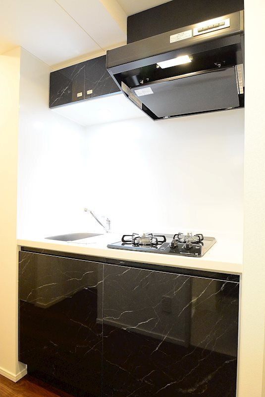 新品家具付きマンション入船4（KaGood東京）のキッチン