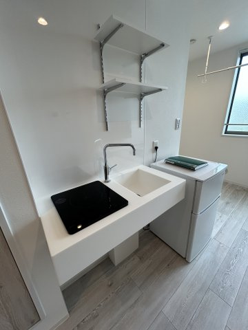 Holomua宝町のキッチン