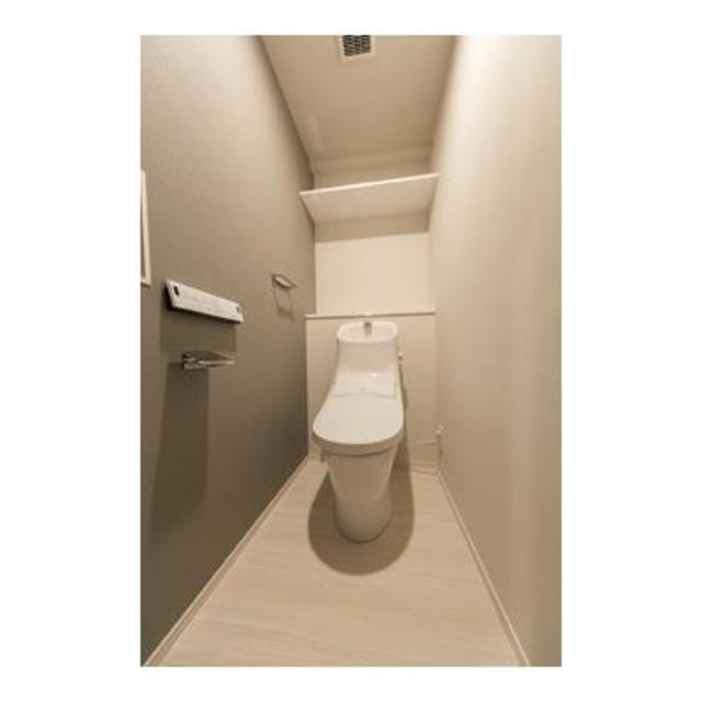 ＨＩＧＡＳＨＩＫＯＭＡＴＳＵＧＡＷＡ　ＡＰＡＲＴＭＥＮＴのトイレ|※写真は同タイプ住戸です。