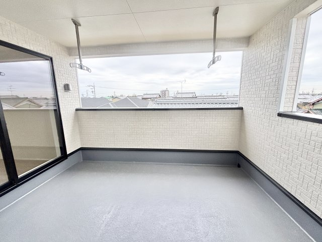 【仲介手数料無料／大治町】大治町八ツ屋第3　クレイドルガーデン　新築戸建　1号棟のバルコニー