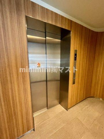 サンク　ステルの駐車場