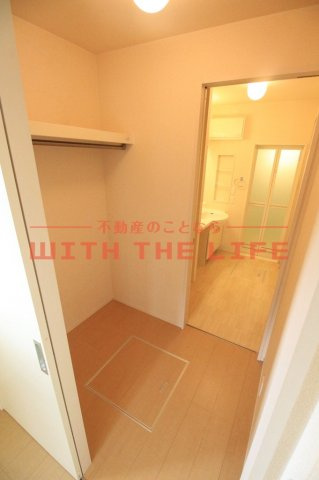 プレミスト若菜【キャッシュバック対象】の収納|小物を収納するのに便利です