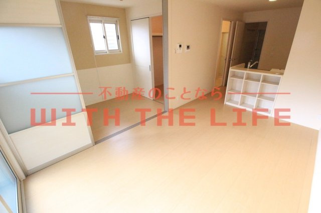 プレミスト若菜【キャッシュバック対象】の居間・リビング|ゆったり過ごせるリビングです