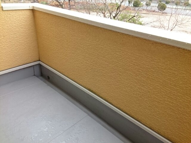 フォーリストベル　プラスのバルコニー