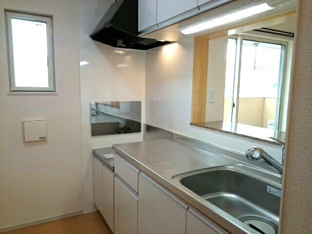 フォーリストベル　プラスのキッチン