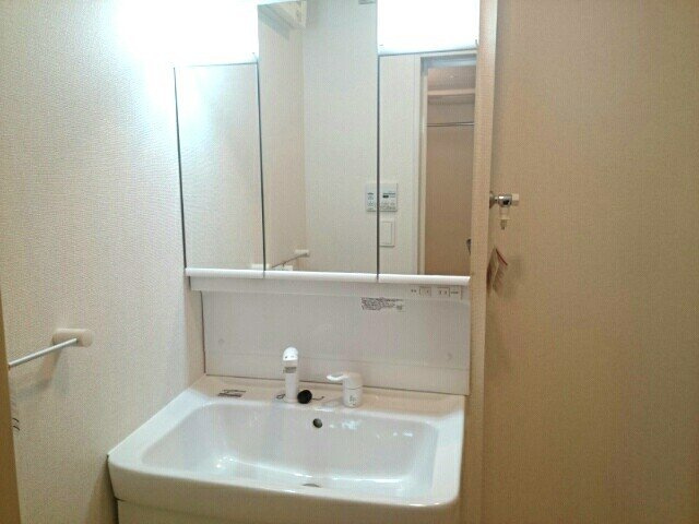 ケーズコート深井の洗面所