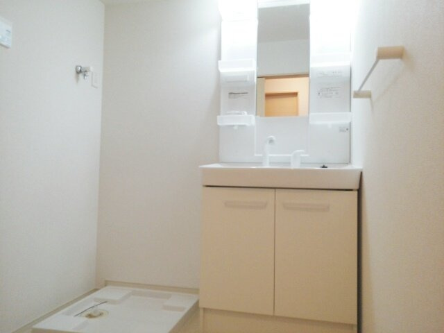 プラシード池田下町の洗面所