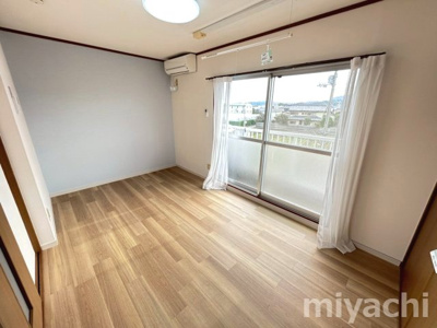 【洋室】 | ルミナスコート