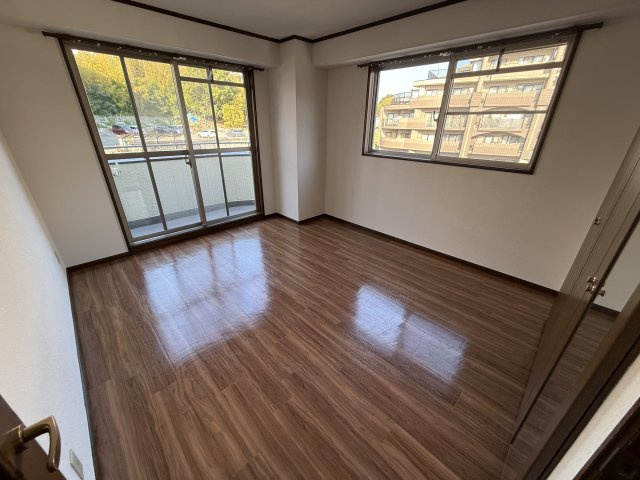 ハイボーン緑地公園の居間・リビング