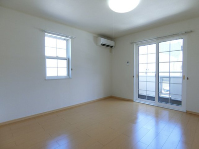 【居間・リビング】 | ノイブリーゼⅡ