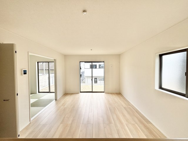 【仲介手数料無料／大治町】大治町八ツ屋第3　クレイドルガーデン　新築戸建　3号棟の居間・リビング