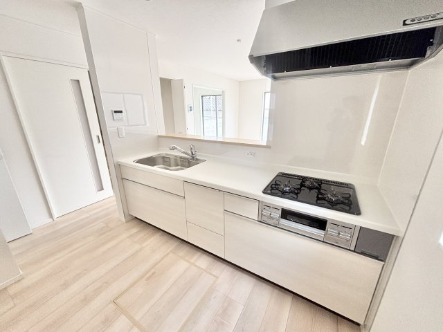 【仲介手数料無料／大治町】大治町八ツ屋第3　クレイドルガーデン　新築戸建　3号棟のキッチン
