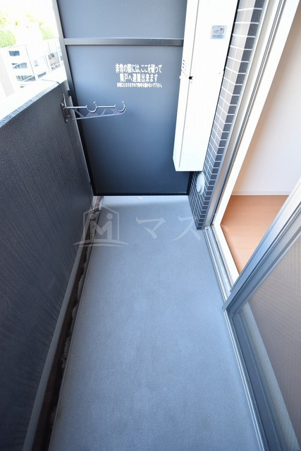 大阪市中央区博労町１丁目の賃貸マンションのバルコニー