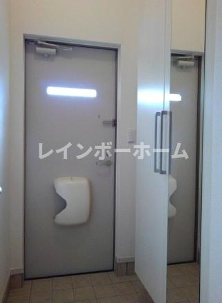 オランジュ・アムールの玄関