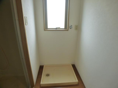 【その他】 | ドムール九条 | 室内洗濯機置き場です