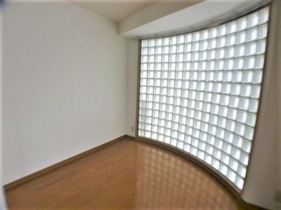 【寝室】 | ドムール九条 | 寝室にぴったりのお部屋です