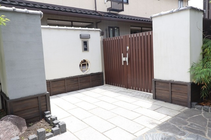 雅/彩のエントランス