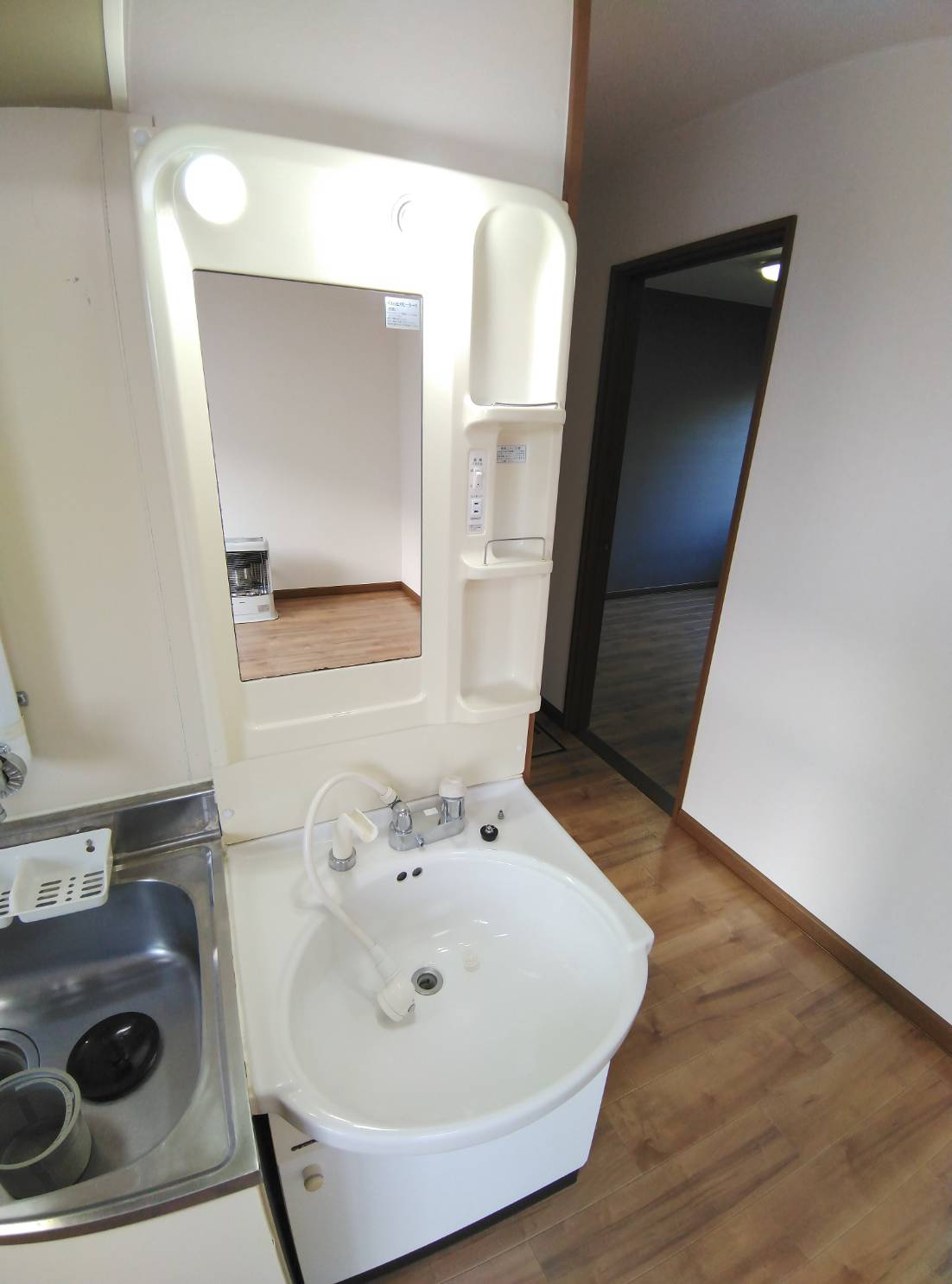 レークハイツ Bの洗面所