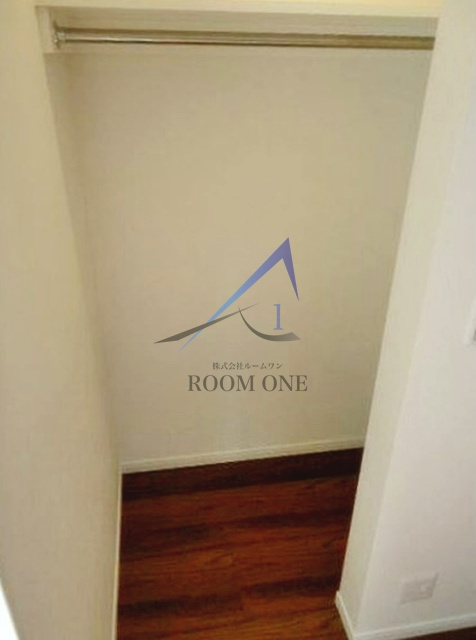 学大散歩（ＧＡＫＵＤＡＩ－ＳＡＮＰＯ）の収納|ウォークインクローゼットです。