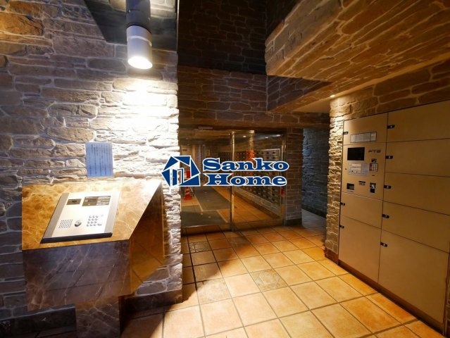 ガラ・グランディ日本橋のロビー