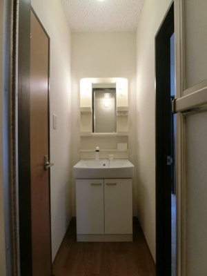 【洗面所】 | パルディアB | イメージB203号室の写真（反転あり）