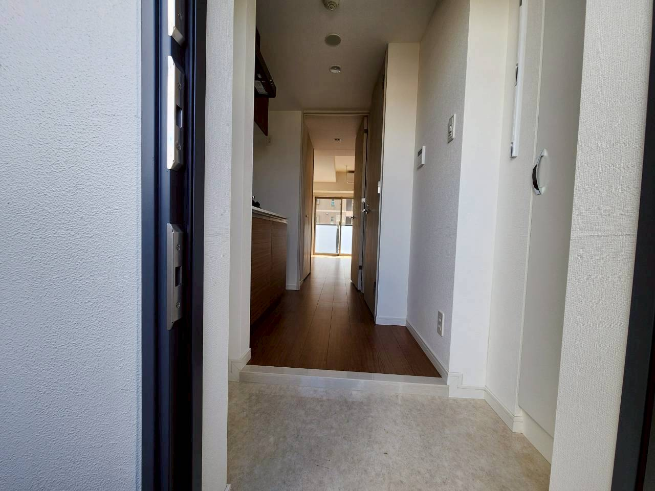 ARCOBALENO KANAMACHIⅡの玄関