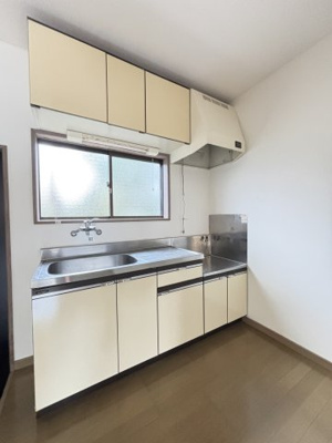 【キッチン】 | ルミエール松本