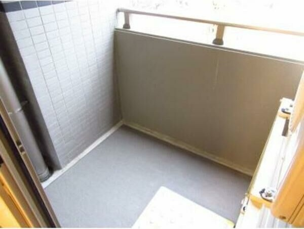 ルーエ錦のバルコニー