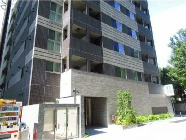 ルーエ錦のエントランス