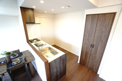 【キッチン】 | 【上質リノベ】フローレンス長束ビューステージ | 室内（2025年12月10日10：00頃）撮影