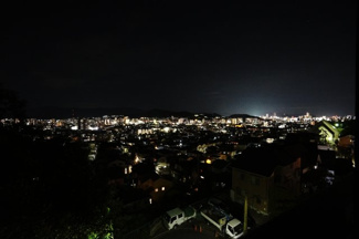 【展望】 | 【上質リノベ】フローレンス長束ビューステージ | 【Night View】
物件からの夜の景色は、隠れ夜景スポットのよう。
お仕事から疲れて帰ってきて、この夜景を楽しめるのも
この立地ならでは。
もう少し早い時間のサンセット夜景もキレイかも。
