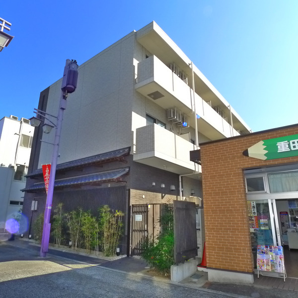 ラフォルテ本中山の外観