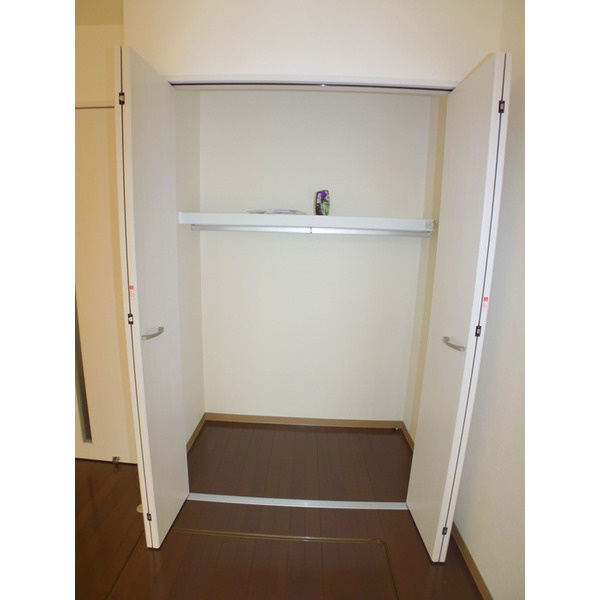 ラフォルテ本中山の収納