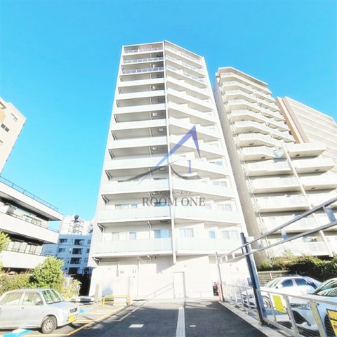 ＲＡＬＬＹ´Ｓ（ラリーズ）