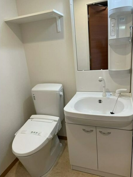 アリビオ江坂南金田のトイレ