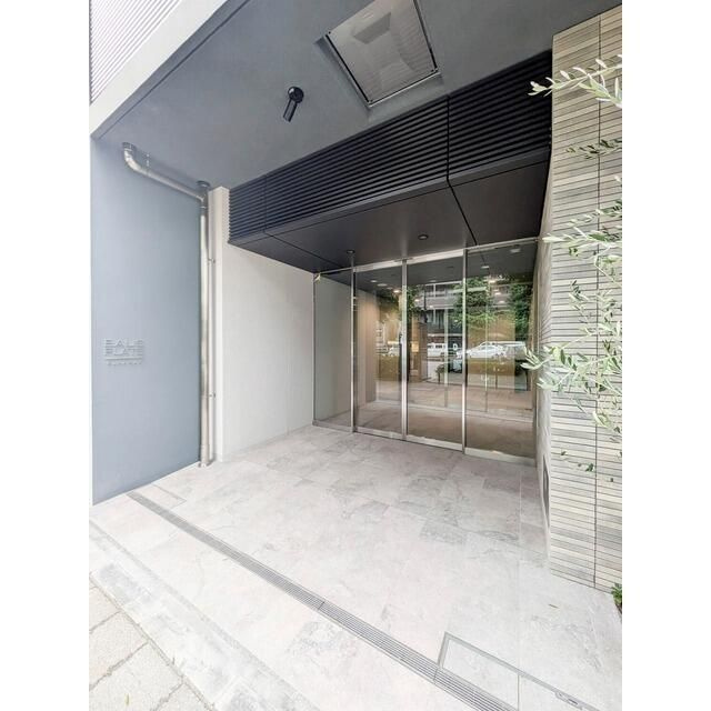 バウスフラッツ蔵前のエントランス