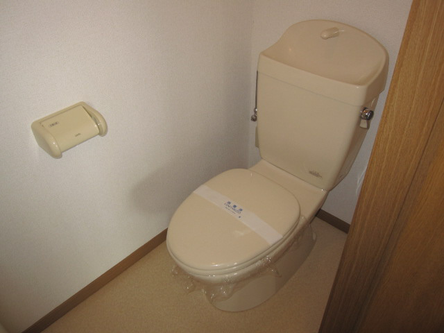 たつの市龍野町日飼のハイツのトイレ