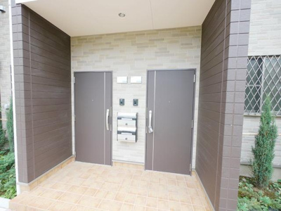 【エントランス】 | ヴィラージュ志伊Ⅲ