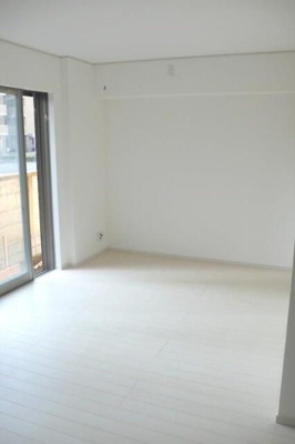 【居間・リビング】 | ヴィラージュ志伊Ⅲ